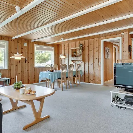 Niels - 1-5km From The Sea By Interhome * Blåvand