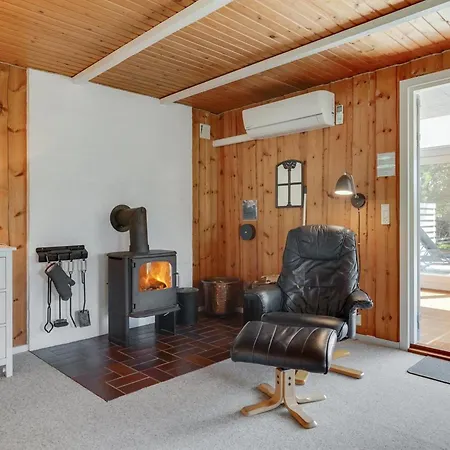 Niels - 1-5km From The Sea By Interhome Vakantiehuis *