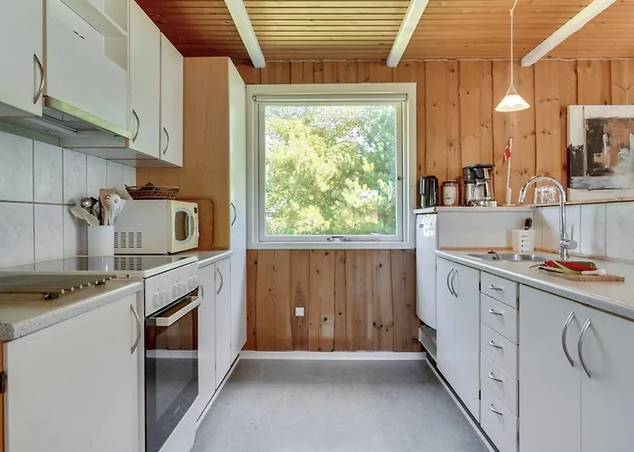 Niels - 1-5km From The Sea By Interhome *